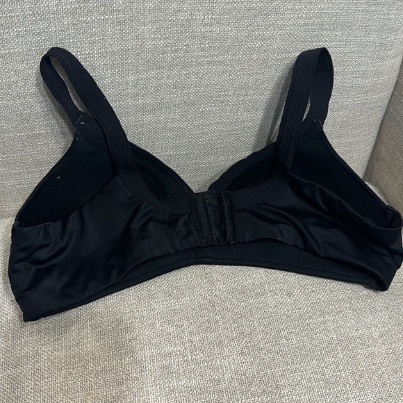 Good condition! Black bra sz 38D - Picture 2 of 3